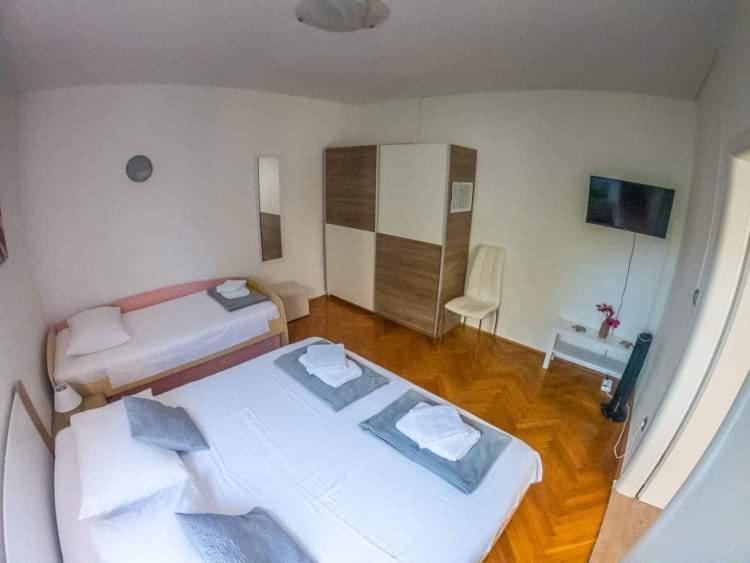 Apartmani Juricev Vodice Esterno foto