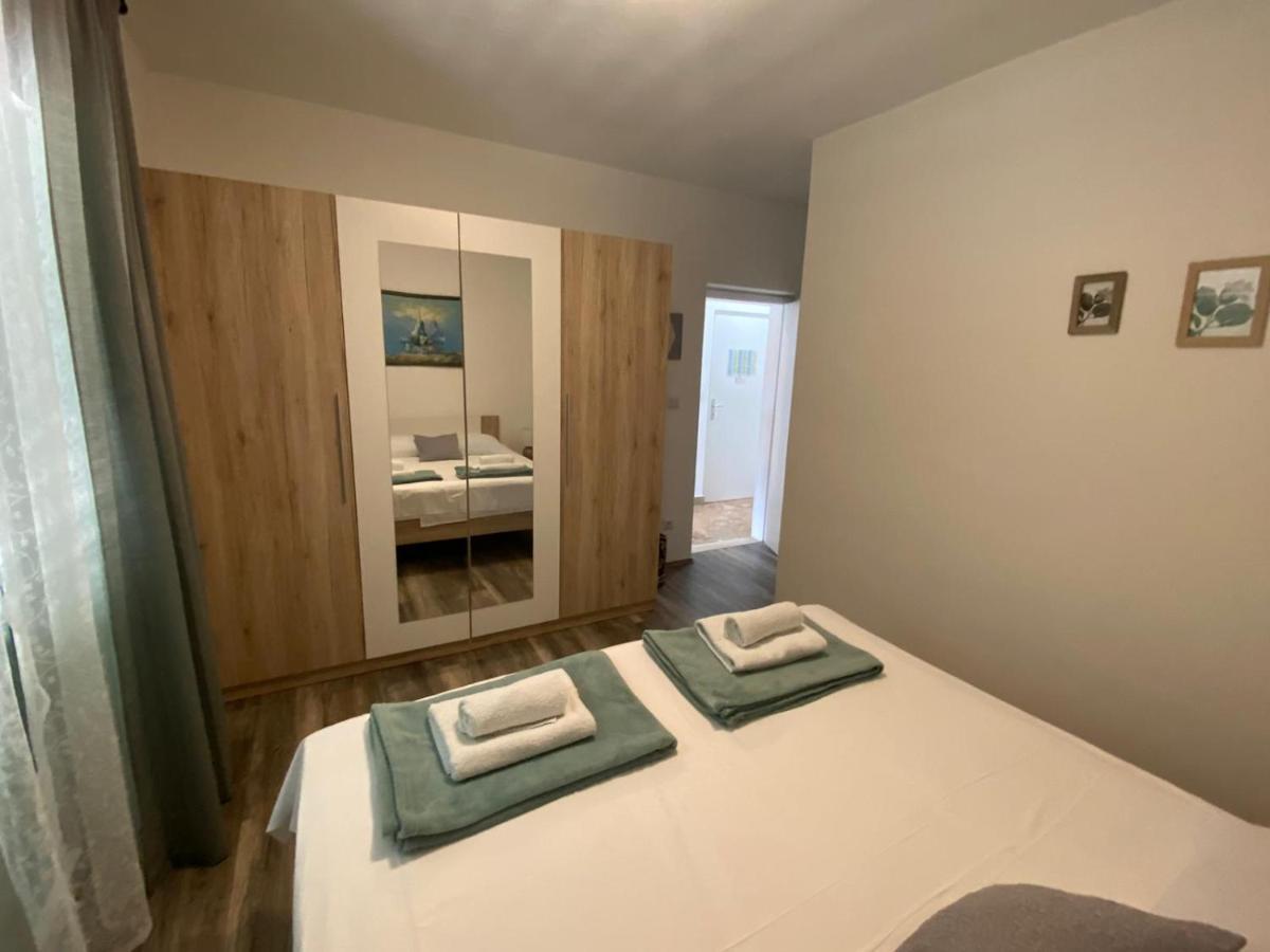 Apartmani Juricev Vodice Camera foto